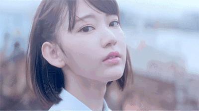 刘海总是很油怎么办,刘海很容易油有什么办法吗