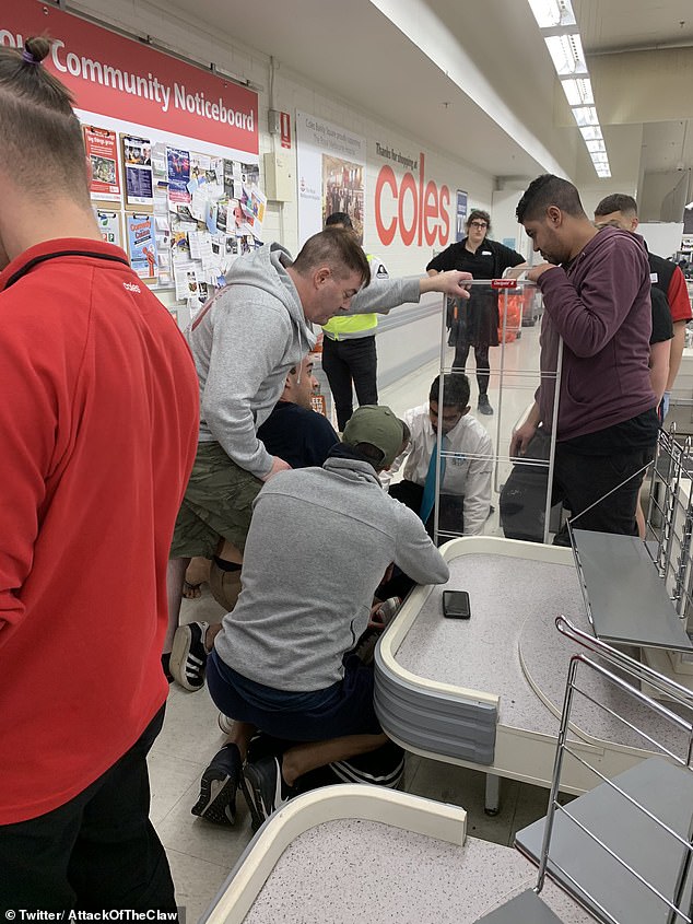 婢冲ぇ鍒╀簹璐墿涓績鎵撴灦,婢冲ぇ鍒╀簹瓒呭競鎵撴灦浜嬩欢