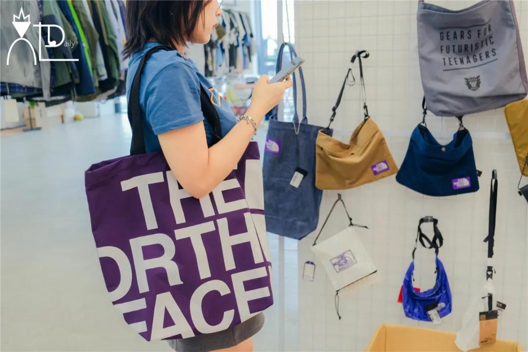 青岛品牌买手店,青岛买手店设计师