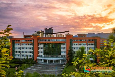 四川文理学院博文楼空调,博文达理厚德笃行