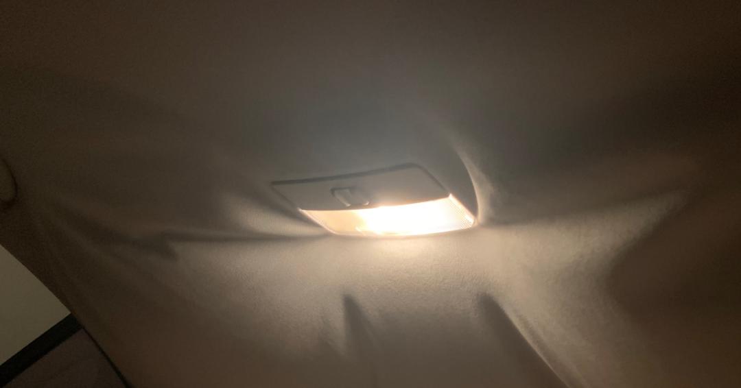 车顶砸了个洞修复要多少钱,汽车顶棚塌陷怎么修复