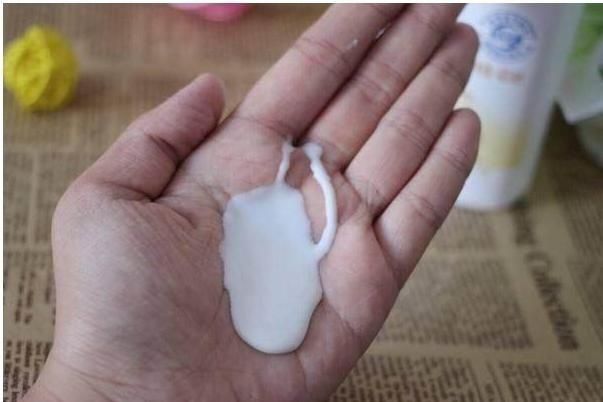 精华液天天涂好吗,精华涂多了脸颊长痘怎么办