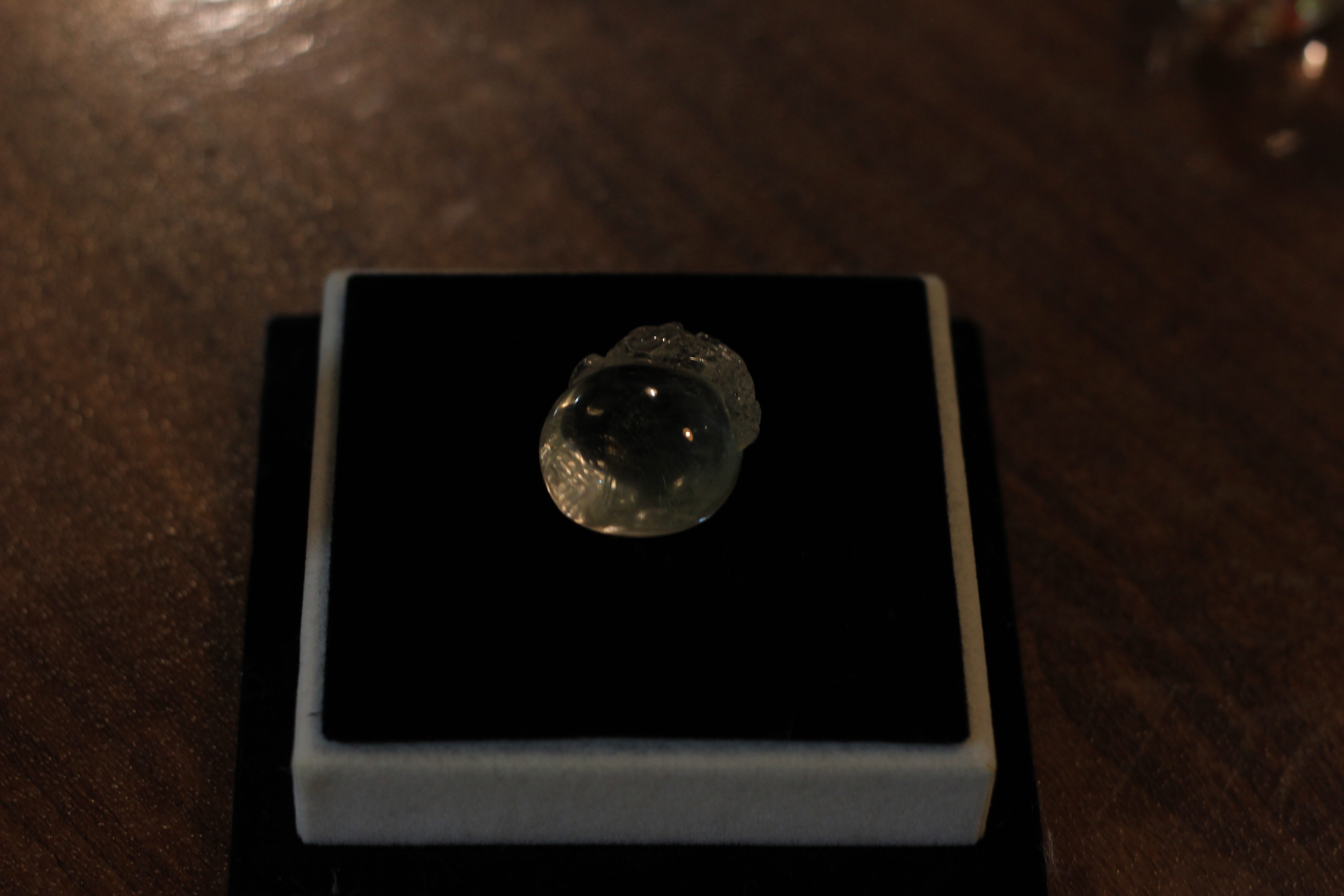 戴什么水晶对皮肤好,水晶适合什么季节戴