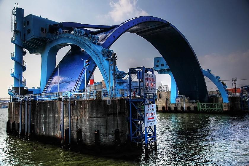 日本人极其聪明,日本防海啸墙挡海啸视频