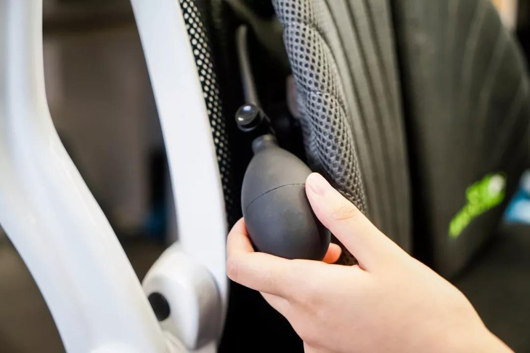 每天坐太久腰累,腰酸背痛坐久了腰都直不起