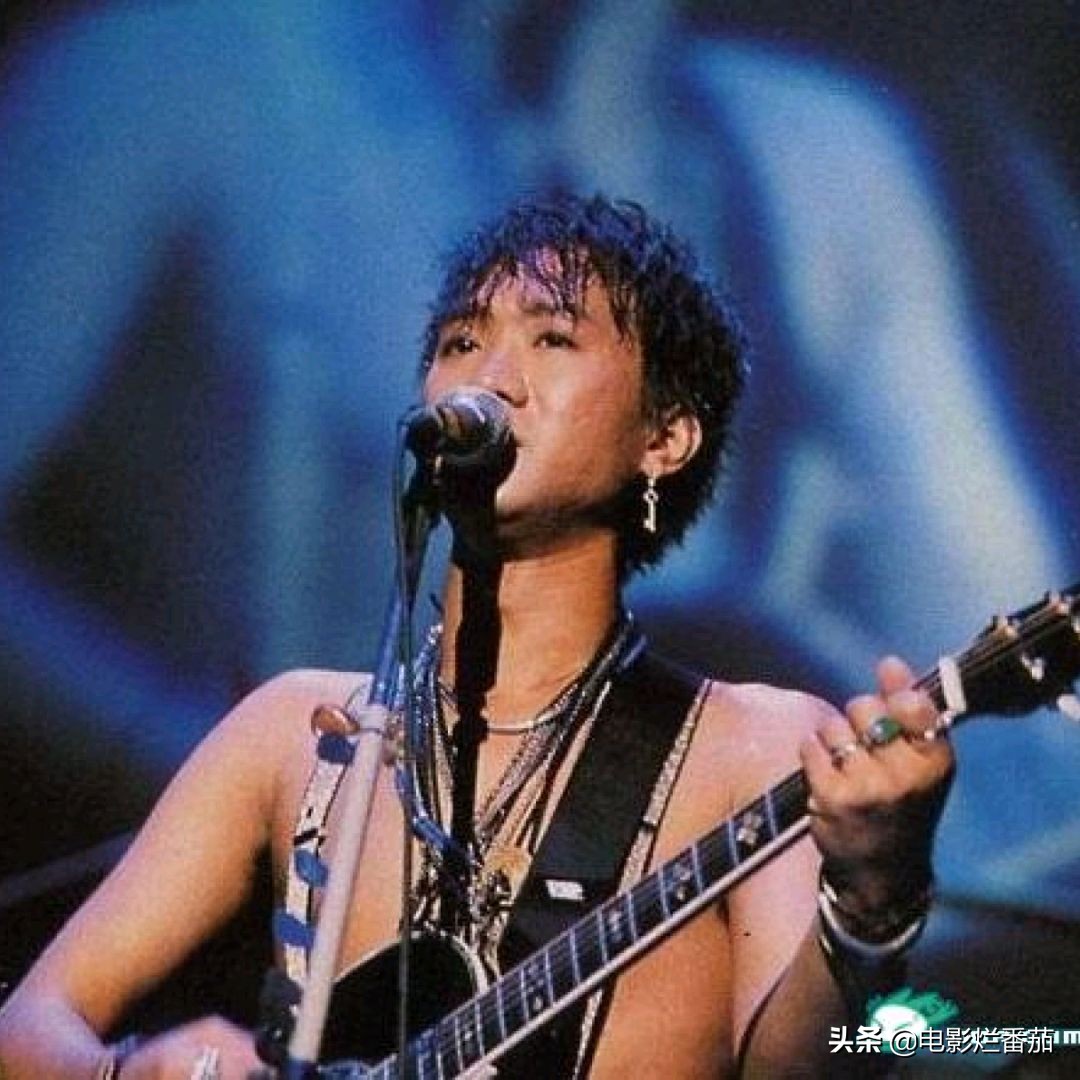 当曼德拉听了光辉岁月潸然泪下,光辉岁月回顾曼德拉一生