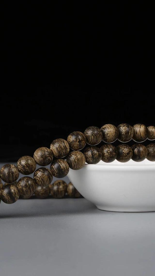 如何辨别真假沉香？那些关于沉香你不知道的事