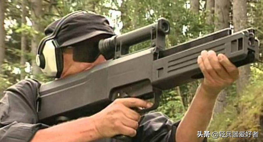 抄袭科幻太空枪?以色列这支毁灭力强大的巷战神器,到底强不强?