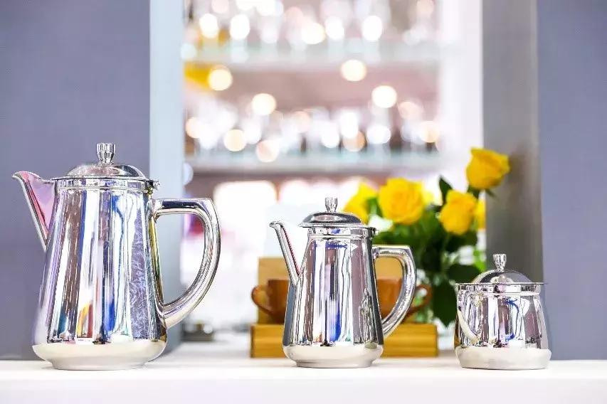 宸濇笣椁愰ギ闆嗙粨,宸濇笣椁愰ギ澶у挅