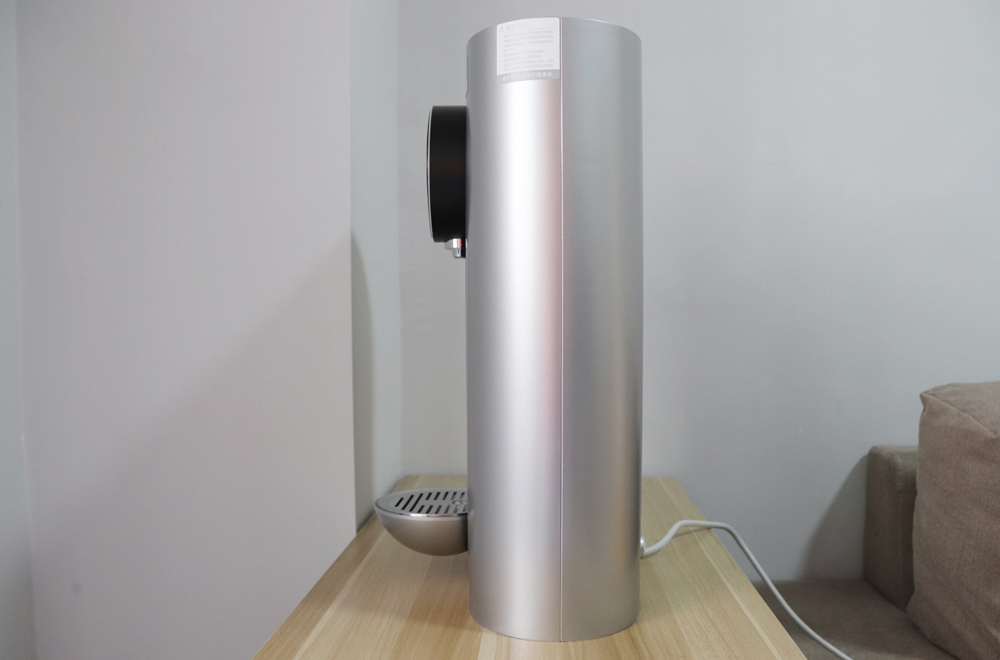 承包你全年的开水供应云米1秒即热管线机使用体验