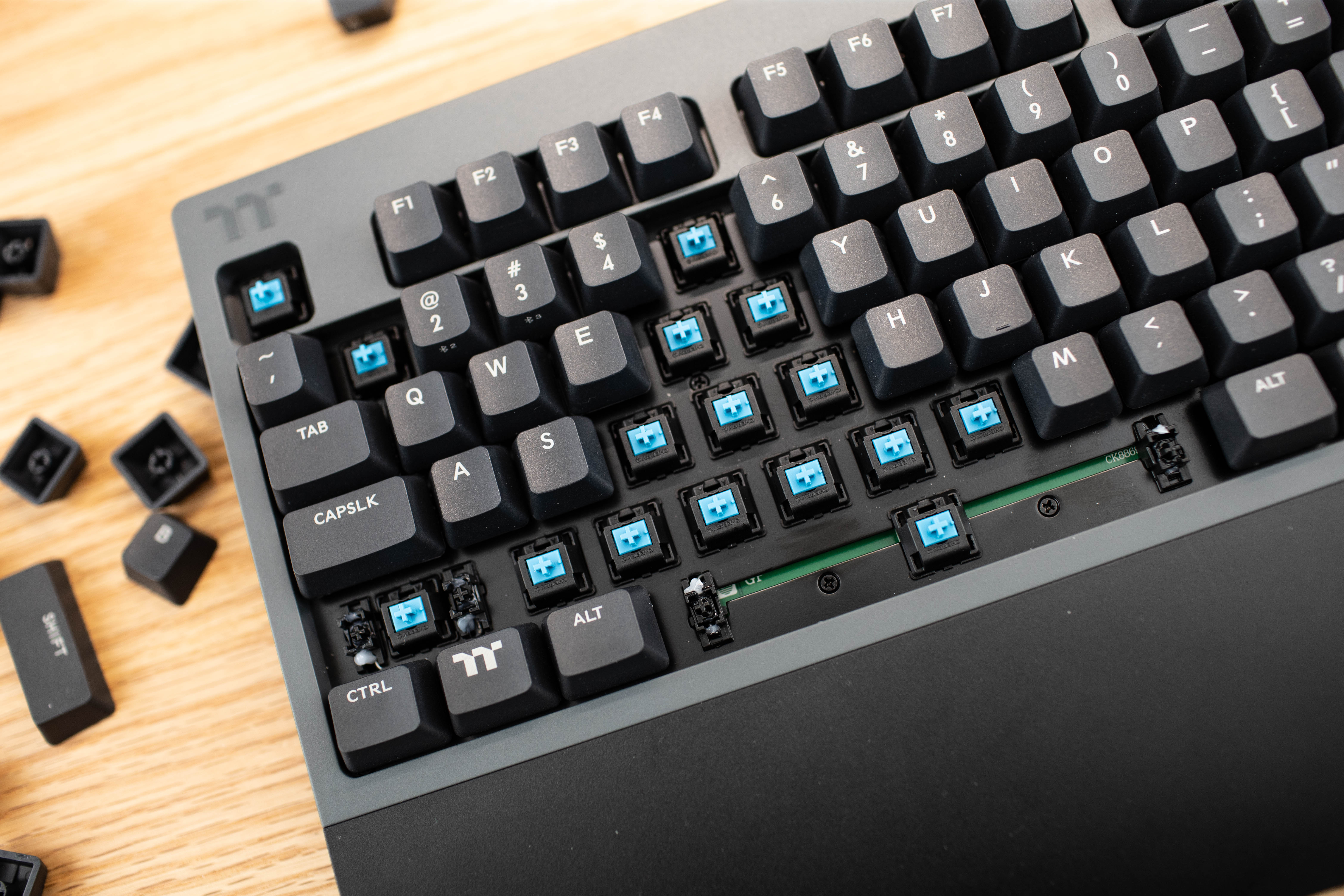 tt快银轴键盘,ttc最新键盘