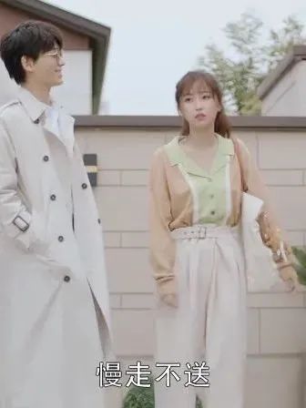 上班女生应该怎么穿比较得体,上班族应该怎么穿