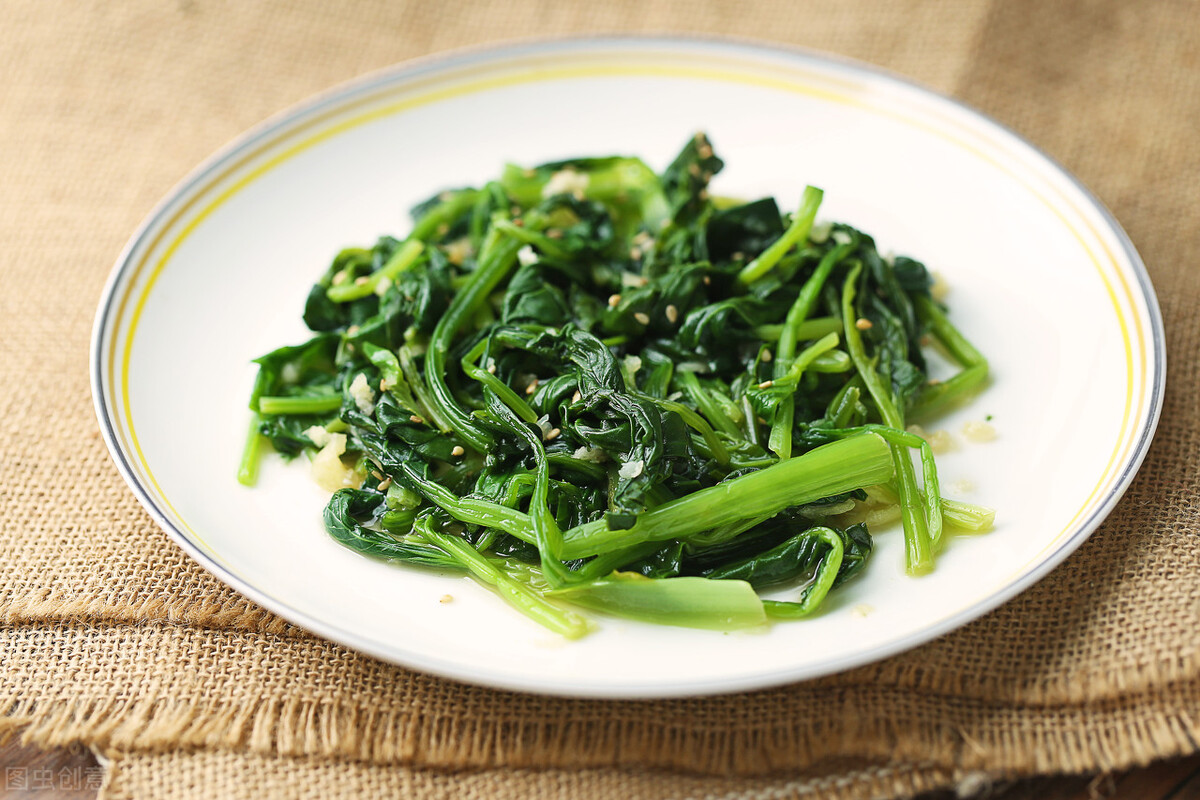 中年妇女缺铁性贫血吃什么补品,女性容易缺铁性贫血