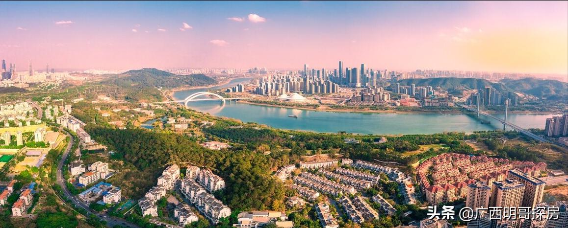 有槽点有优点，南宁主城三面环江的柳沙，还值得被改善人群关注吗