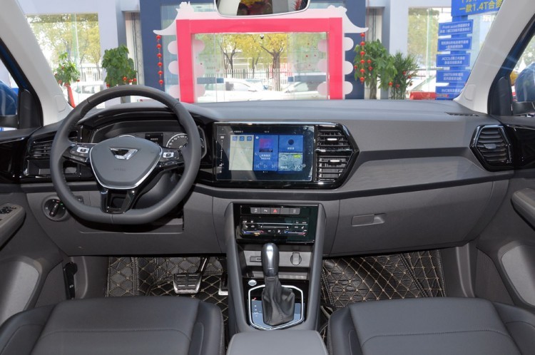 同样价位的大众与斯柯达区别,斯柯达对应大众捷达车型