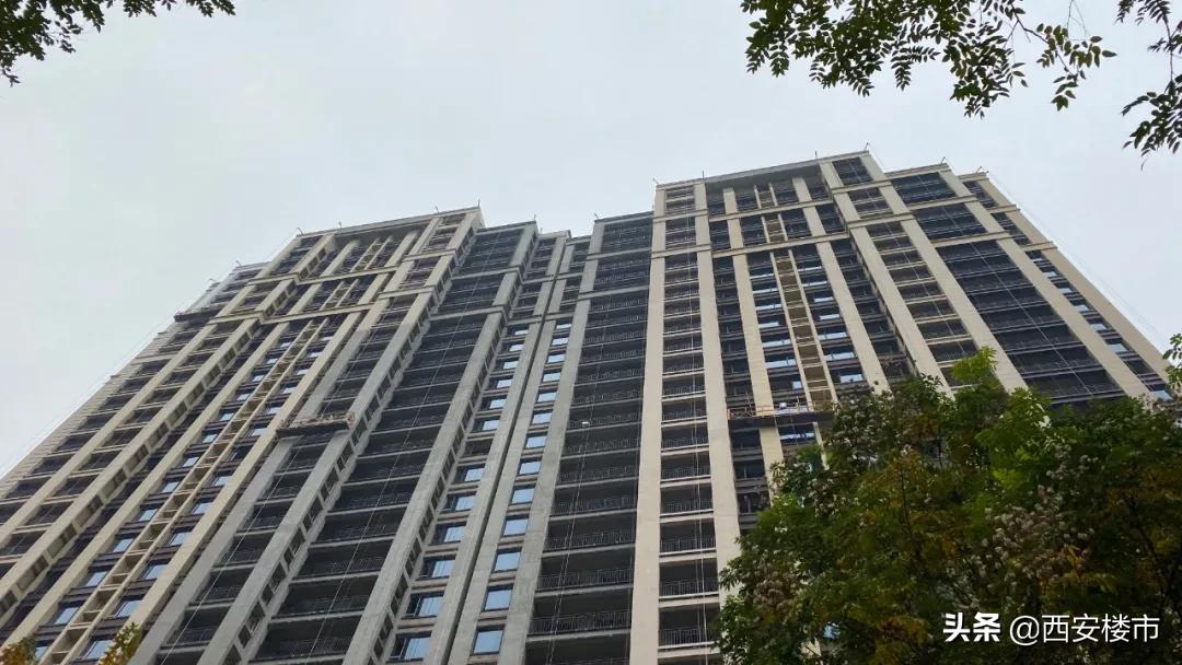 金辉世界城的二手房源为什么很多,金辉世界城首付2万起