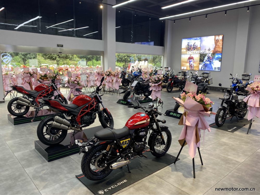 赛科龙哪一款机车好一点,新国潮旗舰店