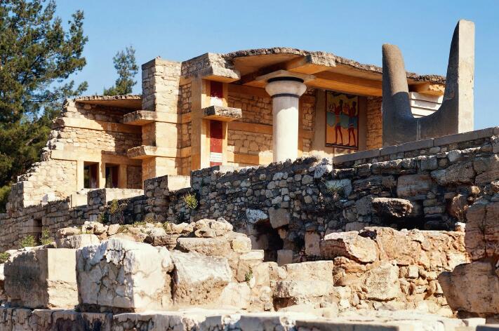 克里特岛宫殿属于古希腊吗,克里特岛是不是古希腊遗址