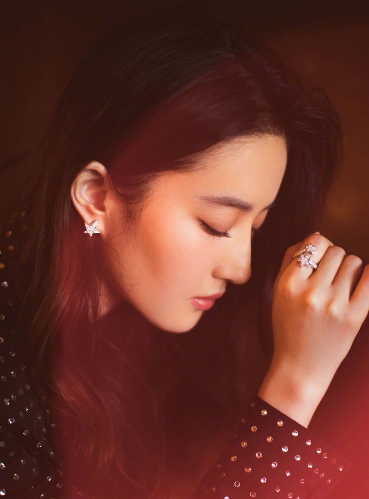 有这四种眼型的女生颜值肯定不低,什么眼型的女人眼睛最好看