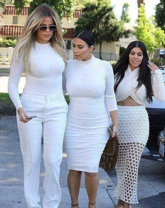 詹姆斯要当爷爷?17岁布朗尼和女友官宣恋情,身材性感不输卡戴珊