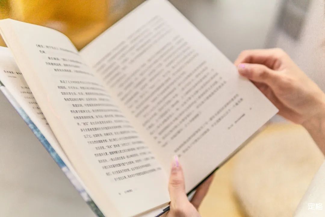 深圳哪里有免费开放的图书馆,河畔古风图书馆深圳