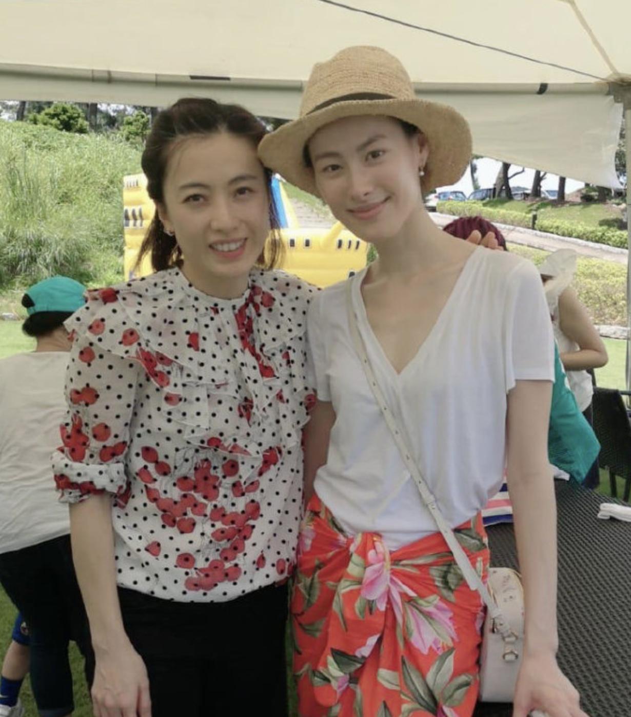 郑秀文和钟楚红同框合影,郑秀文钟楚红为啥成闺蜜