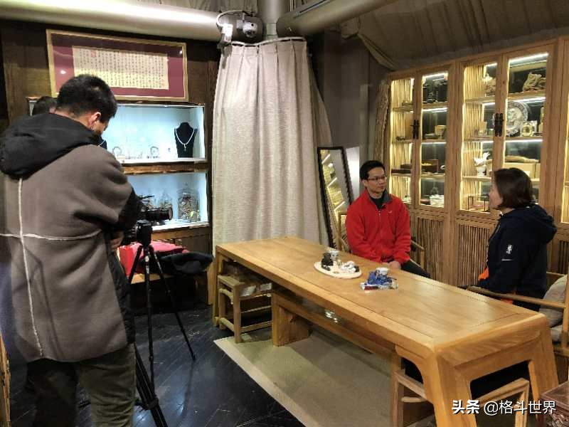 梅威瑟现象体育要专业、更要跨界—专访美中运动协会主席周爱明