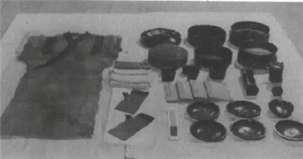 1971年长沙施工队民工，撞见“鬼火”，考古队挖出2千年不腐女尸