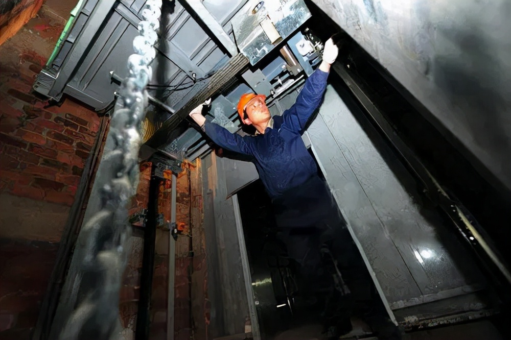 电梯维修证哪里报名,电梯维修等级证哪里报名