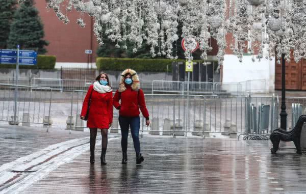 俄罗斯旅游设施近期将逐步“解禁”，胜利日庆典、修宪公投或下月同日举行