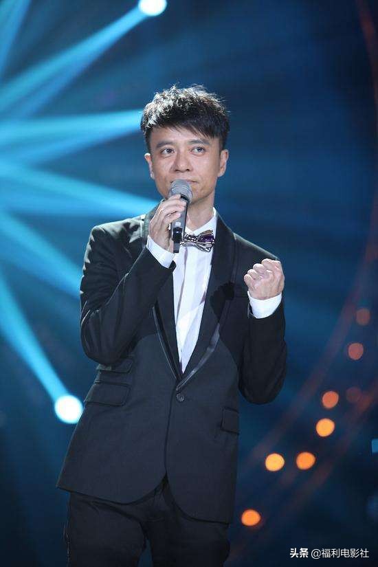 李克勤：试过跌倒也试过巅峰，但无论何时都不会放弃努力！