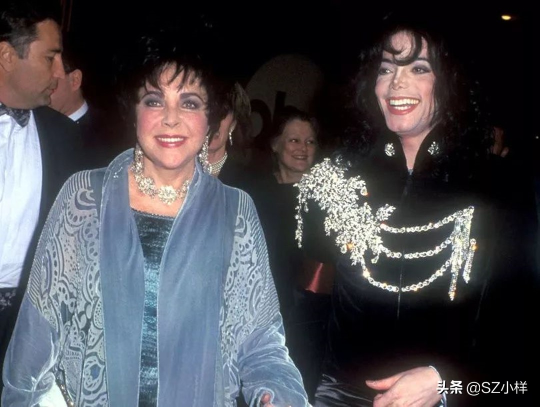 伊丽莎白泰勒传奇人生,伊丽莎白泰勒戴钻石