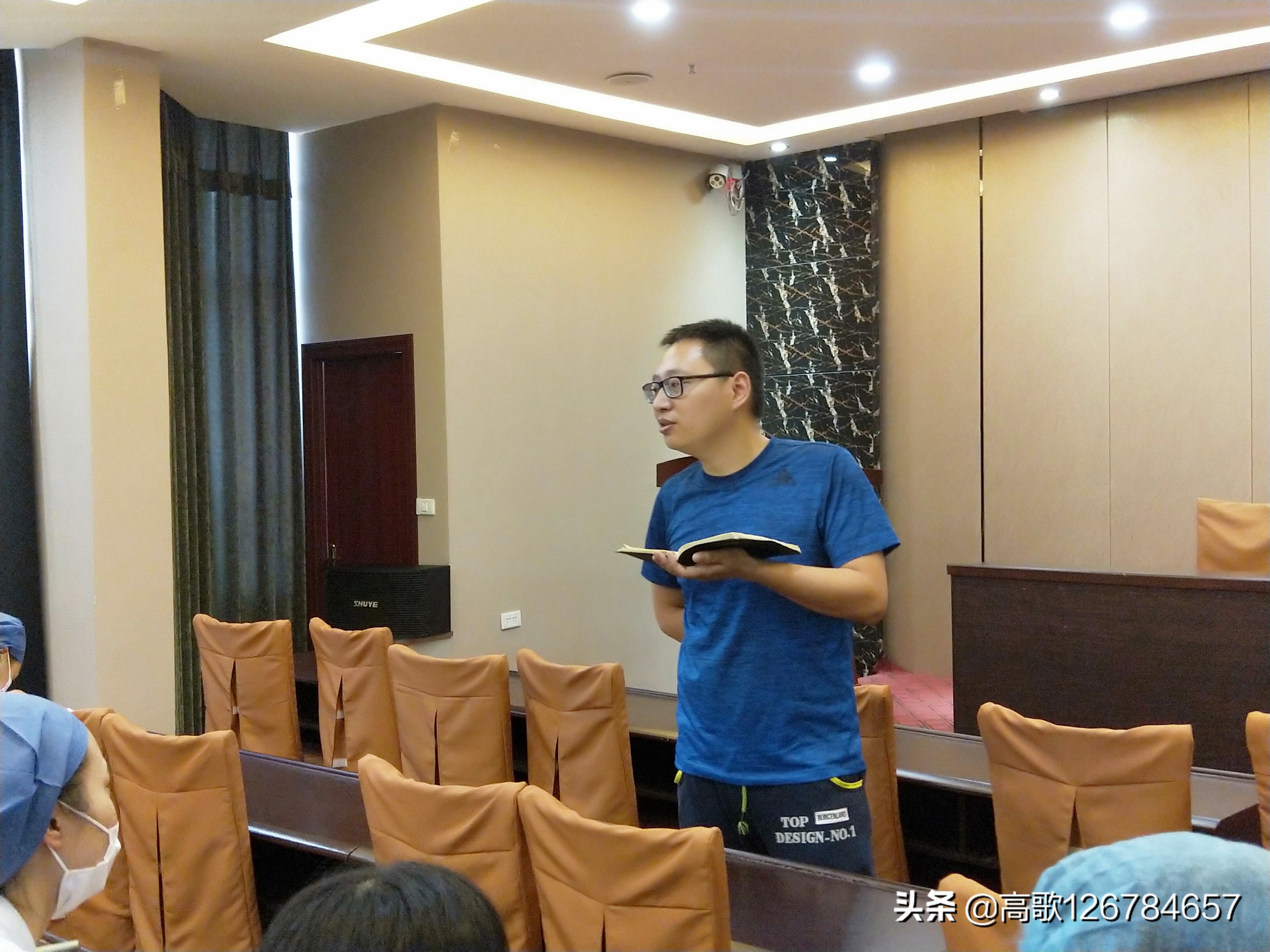 口腔医生周欢,武汉大众口腔医生