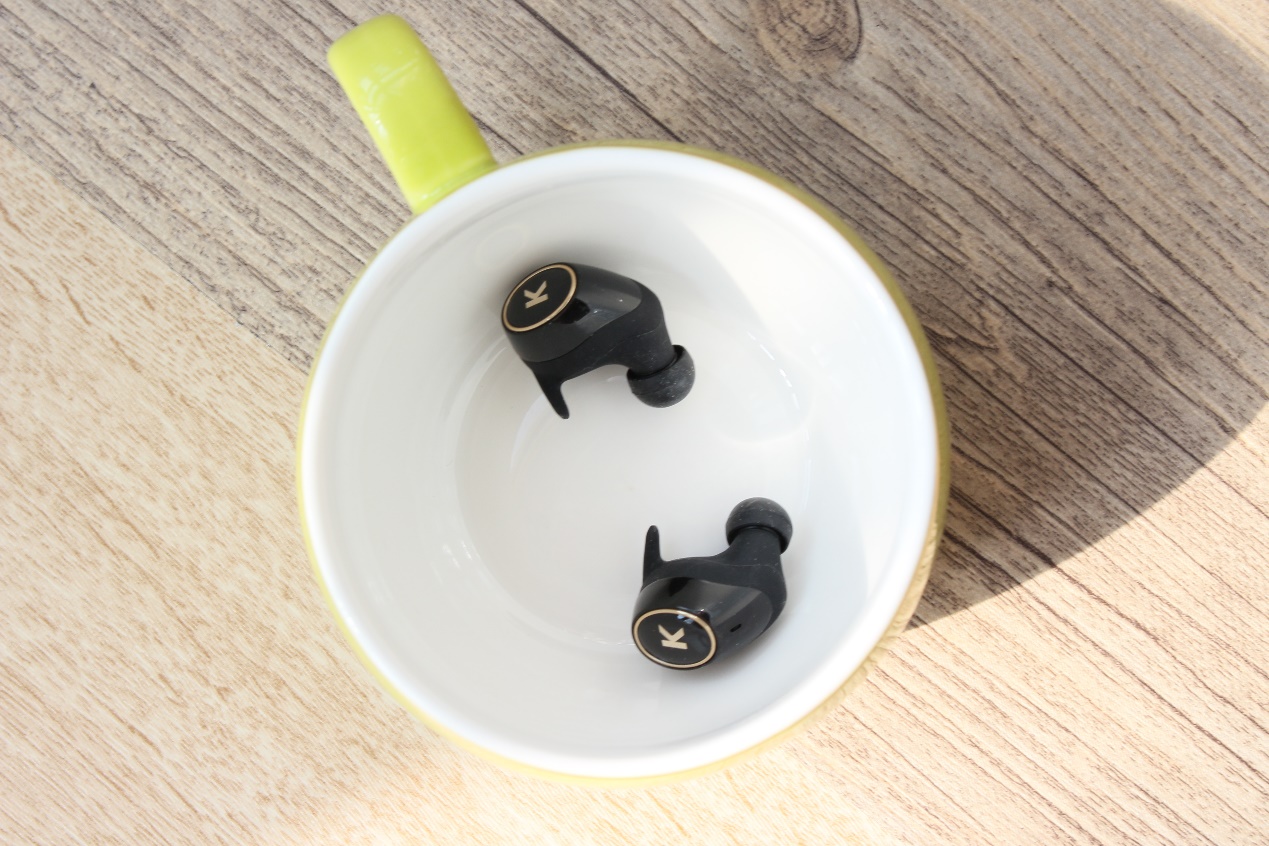 酷狗X5和苹果耳机对比,音质好无线耳机测评