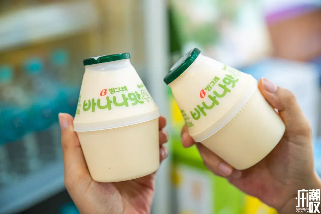 从韩国回来在超市买东西,从韩国进口商品