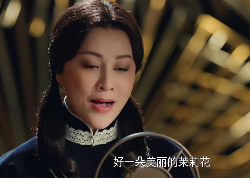 刘嘉玲低马尾,刘嘉玲扭胯