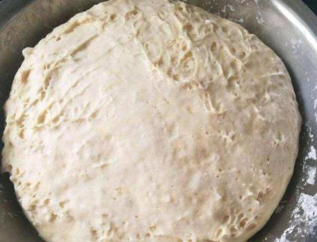 怎样用酵母粉蒸馒头好吃又松软,蒸馒头酵母粉教程全过程