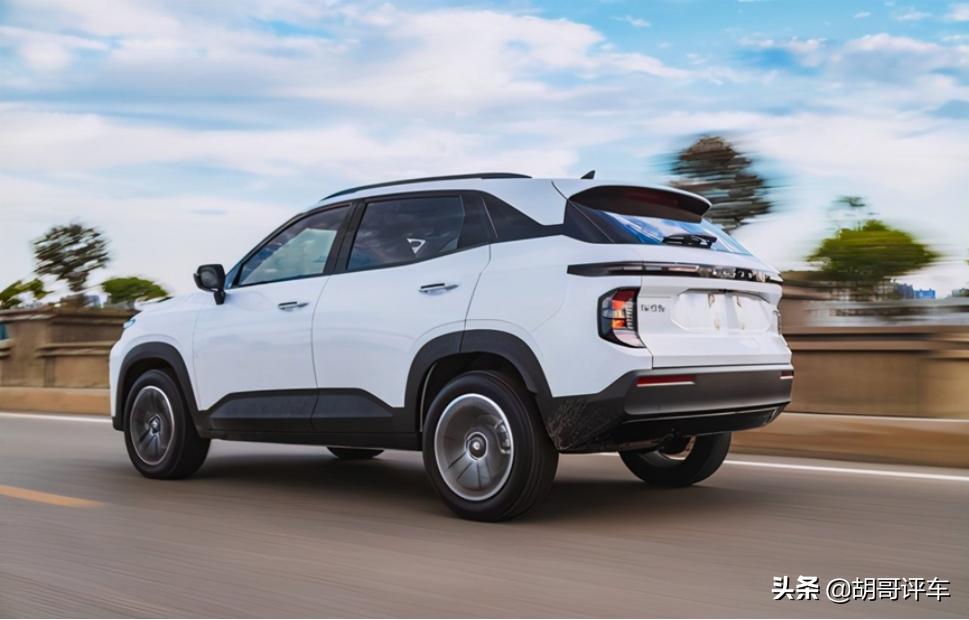 2020款新宝骏rs-1.5t自动挡顶配图片,新宝骏rs-3中配黑科技