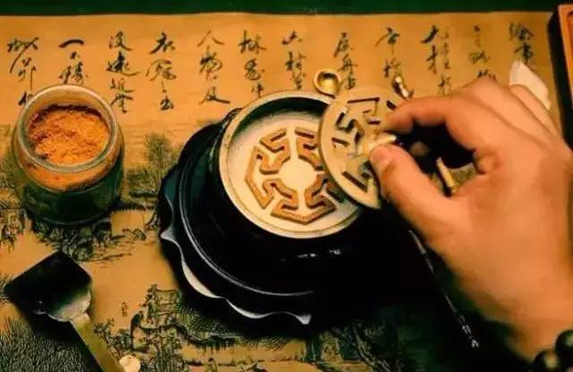 中年发迹的人有哪些特征,中年发迹的人的特点