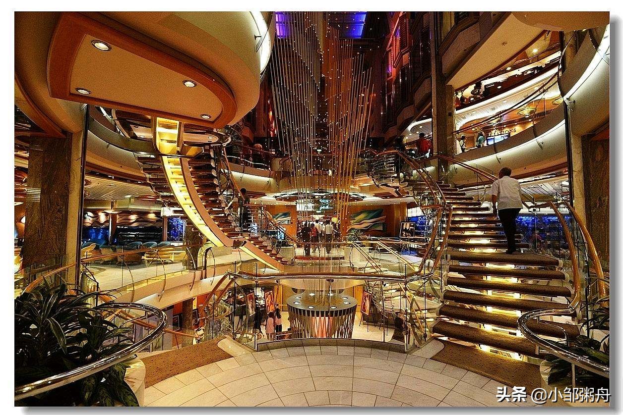 科斯塔德里齐奥萨号航行,世界上最长的游轮海洋绿洲号