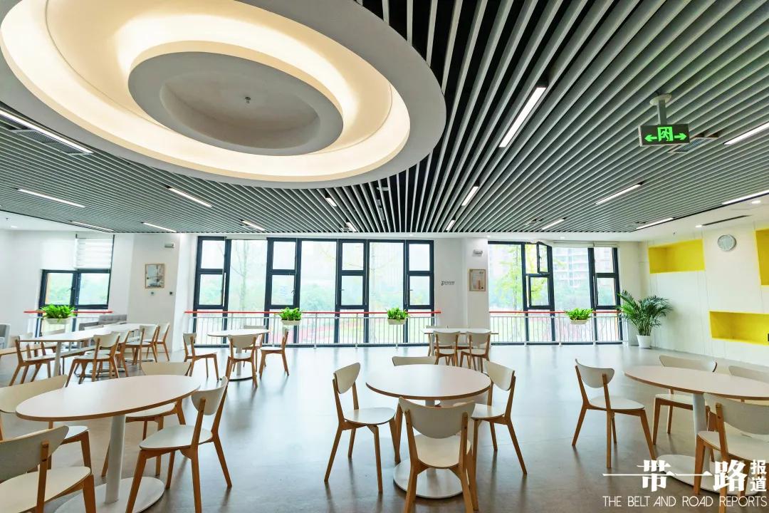 跨越时空友城记⑧成都：与世界共舞（中英文）