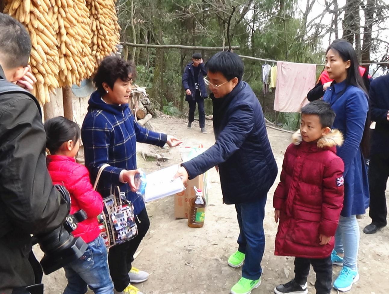 良心做企业热心做公益-记花之吻美容集团总裁杨劲辉