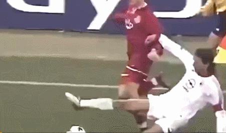 足坛十大速度最快的传奇球员,世界足坛史上十大足球巨星