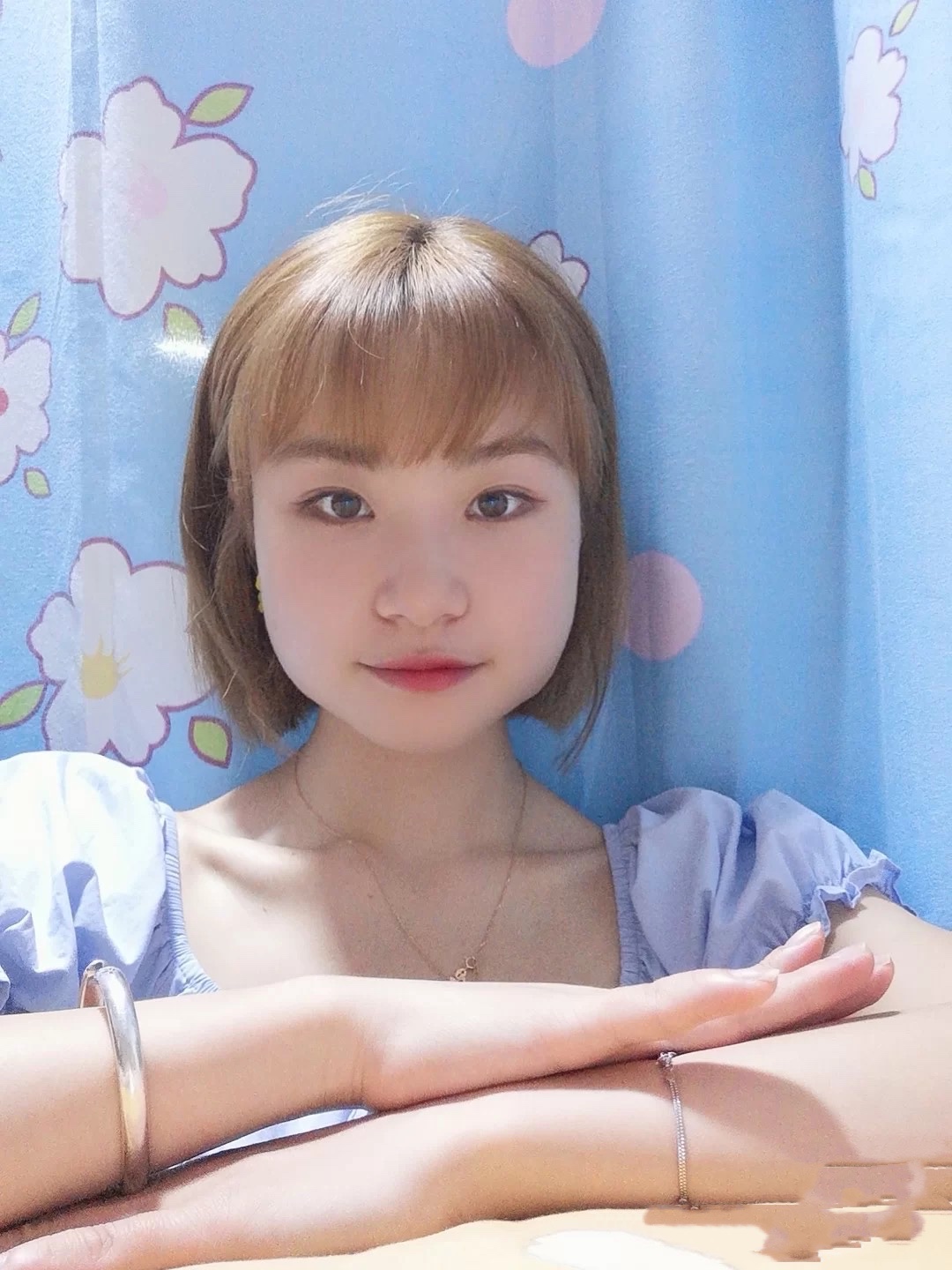 国字脸如何让脸变小,国字脸怎样把骨头变小