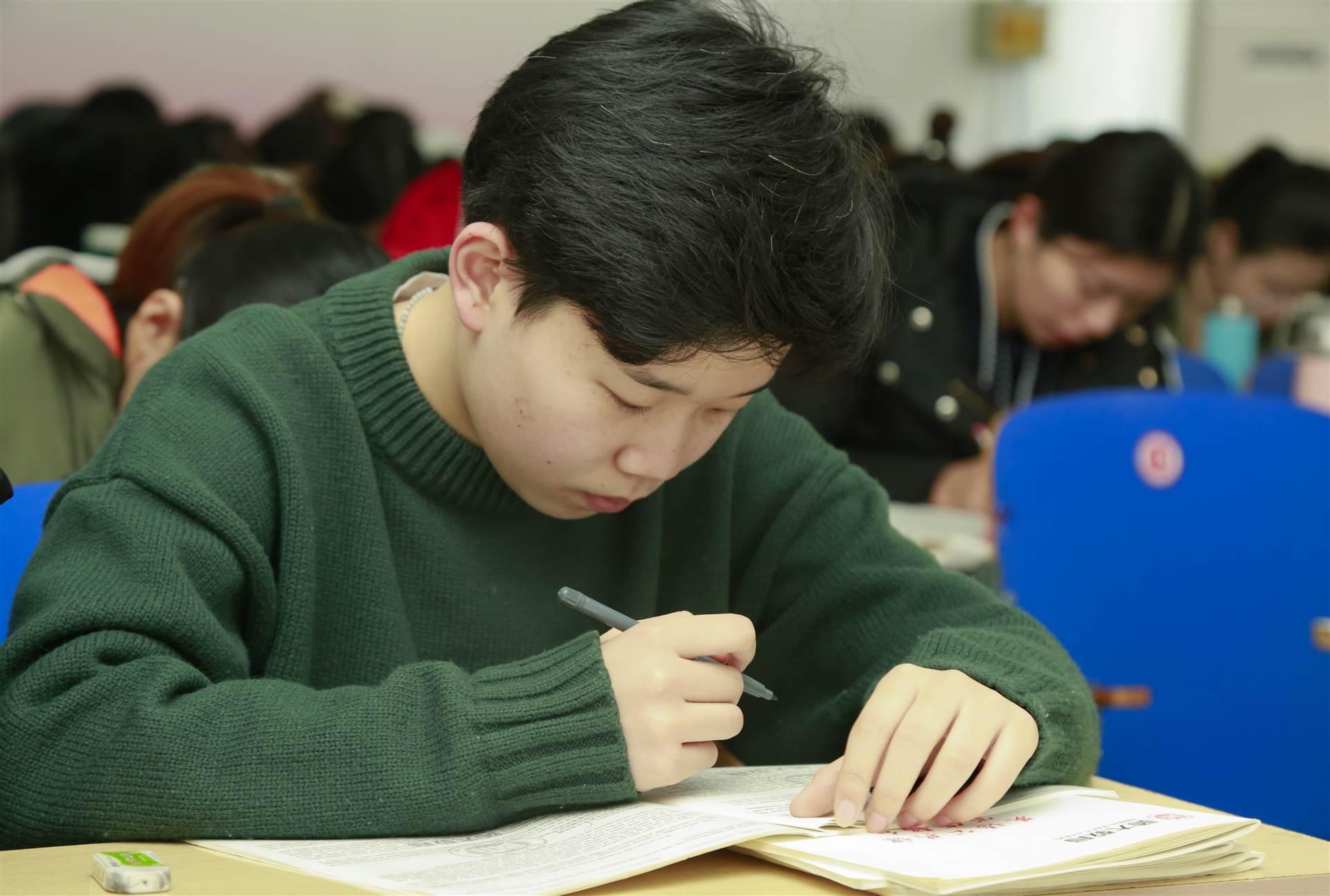 越来越多的学生放弃专升本，专升本真的没用吗？过来人说出答案