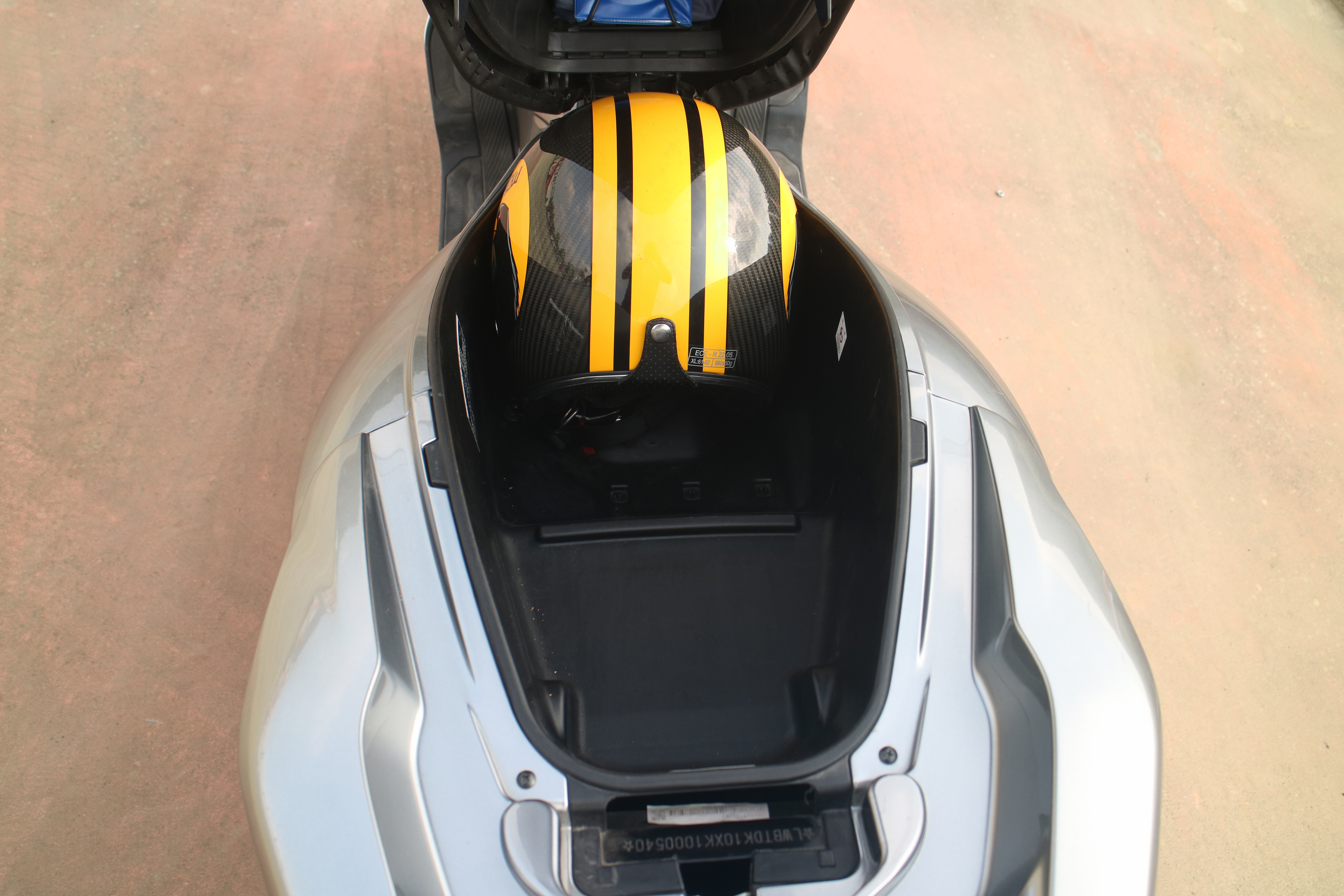 荆州古城游记视频,五羊本田pcx150国产的好不好