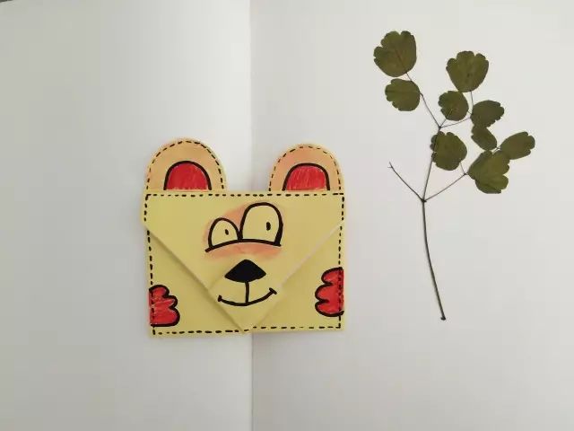 旺仔小泡芙幼儿折纸手工创意diy,折纸手工8-10岁简单的飞镖正方形