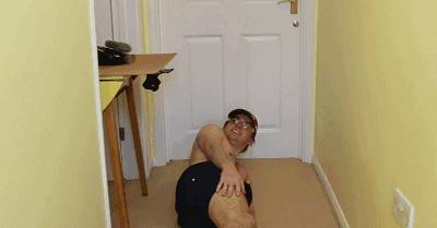 看着都痛的搞笑名场面,看着都痛的搞笑图片