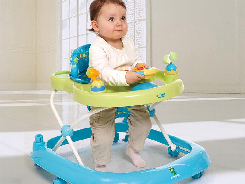 小婴儿一般几个月会走路,15个月宝宝不敢独立走路正常吗