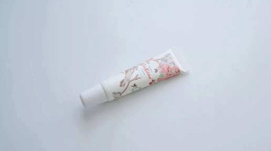 唇膏推荐50左右,适合素颜的大牌口红唇膏推荐